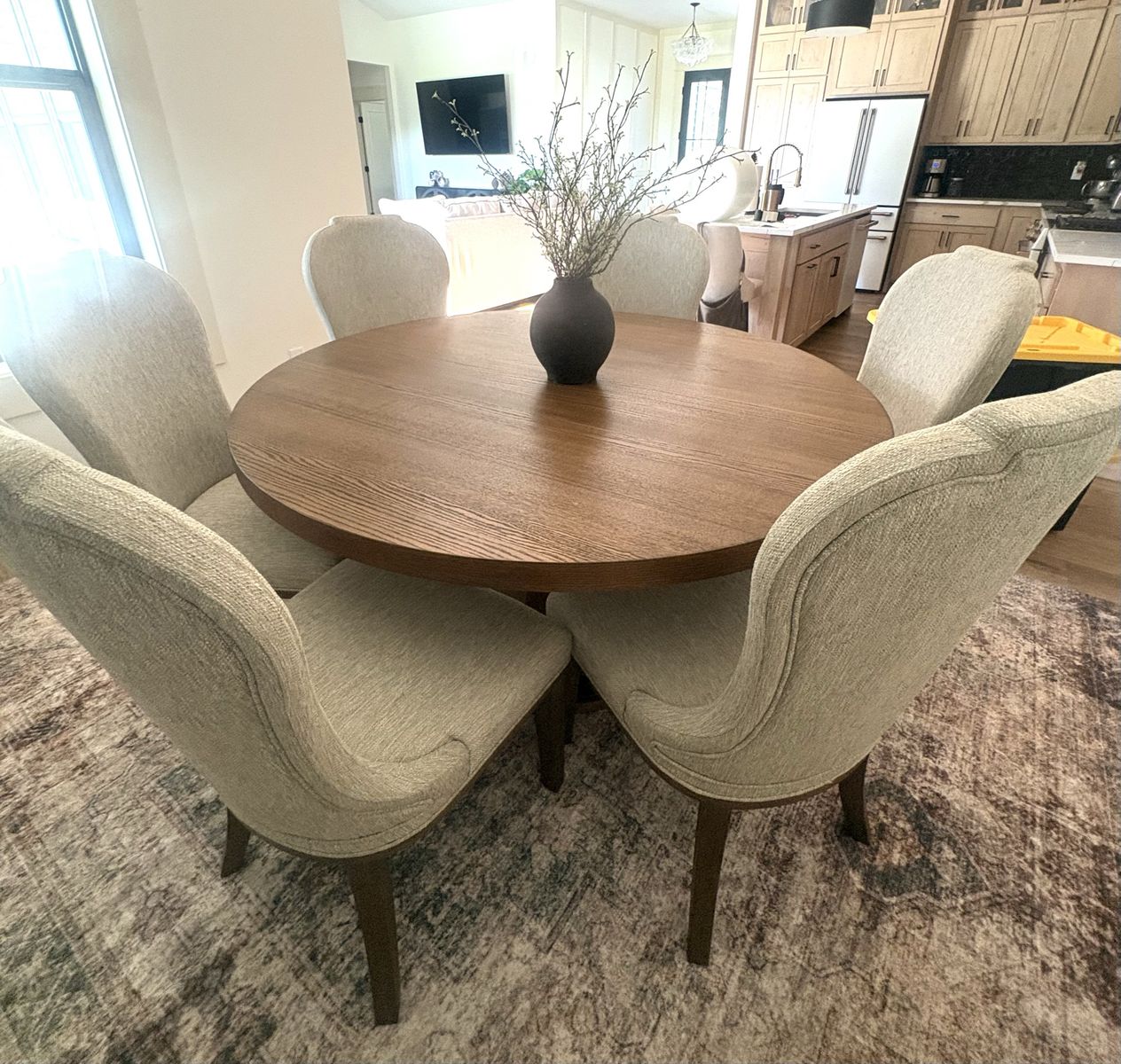 Jorlaina Round Dining Table & Jorialna Dining Chairs New from Ashley’s