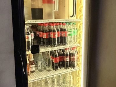 Commercial refrigerator