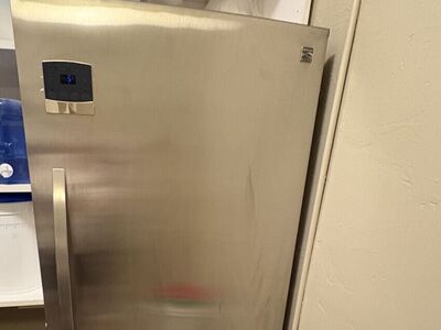 Kenmore Elite 28 cu.ft Stainless Steel Upright Freezer $900 cash/venmo in Draper