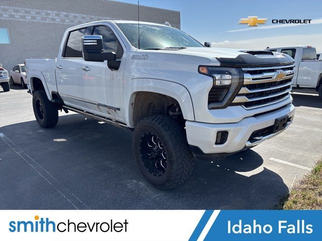 2025 Chevrolet Silverado 3500HD High Country