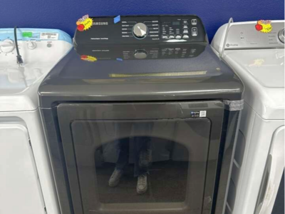 HUGE DEALS! BRAND NEW SAMSUNG GAS DRYER - HURRY!