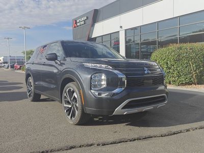 2025 Mitsubishi Outlander SE