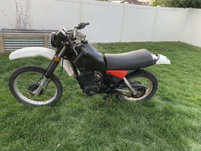 1982 XT550