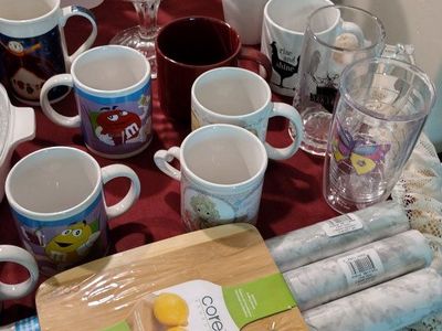 Assorted Kitchenware Lot - Mugs, Casserole Dish, Containers & Decor