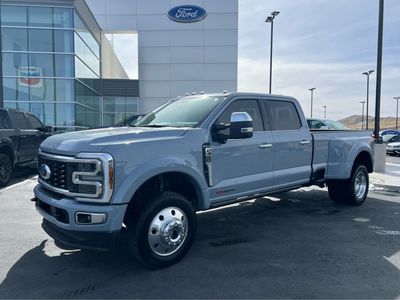 2025 Ford F-450 Super Duty Platinum