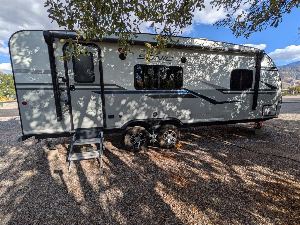 2019 Sonic Venture SN231VRK Travel Trailer