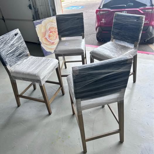 Boucle & Seagrass Boho Counter Height Bar Stool Black (4 chairs)
