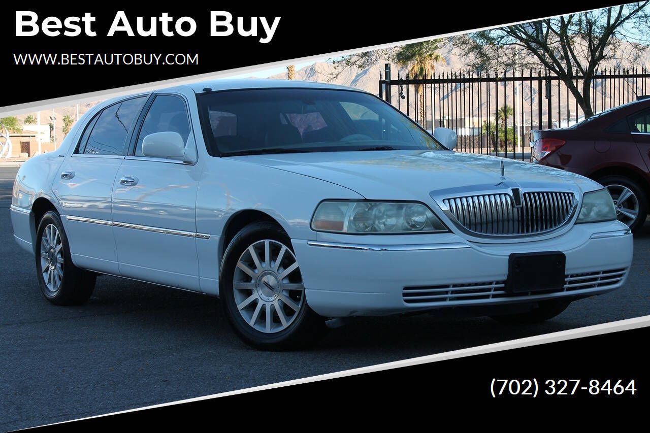 2006 Lincoln Town Car Signature