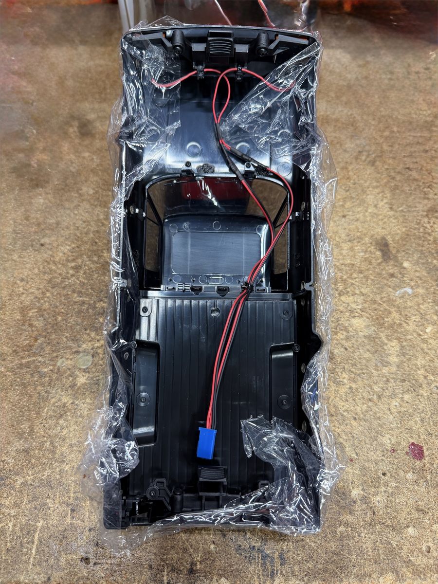 Main image 4