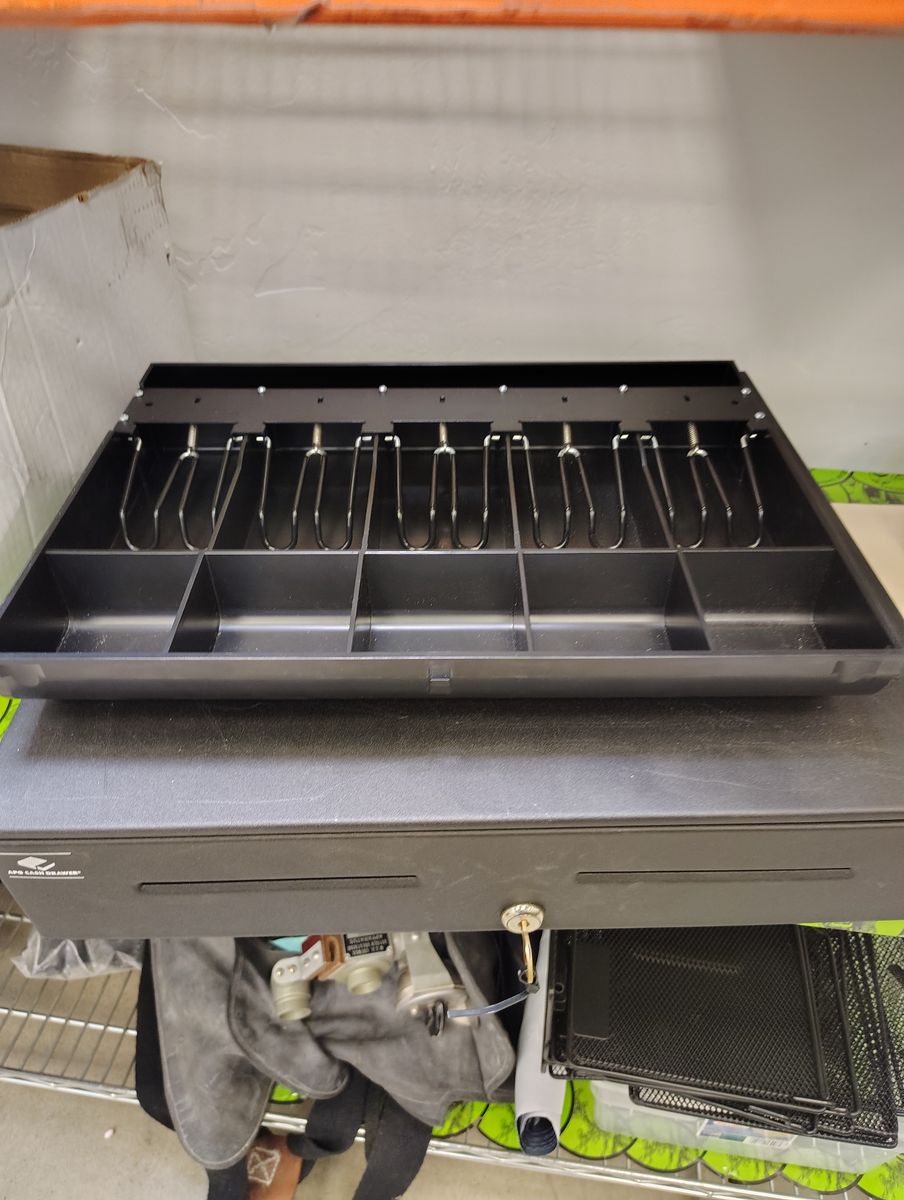 Used cash drawer with key