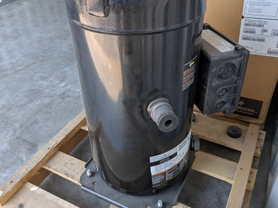 Copeland ZP385KCE-TED-951 Compressor — NEW, Sealed — 32 Ton, 460V 3-Phase