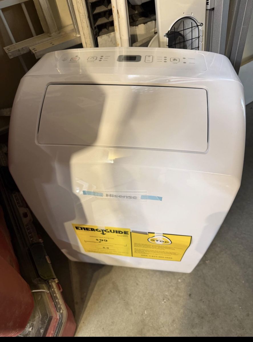 Hisense 7000 BTU Portable Air Conditioner with Exhaust Hose & Window Kit