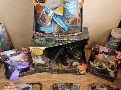 How To Train Your Dragon Action Figure Toy Lot - Toothless, Deadly Nadder & More NIB