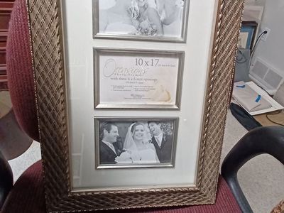 PICTURE FRAME