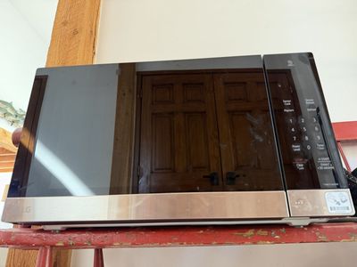 LG Cointertop Microwave BARELY USED