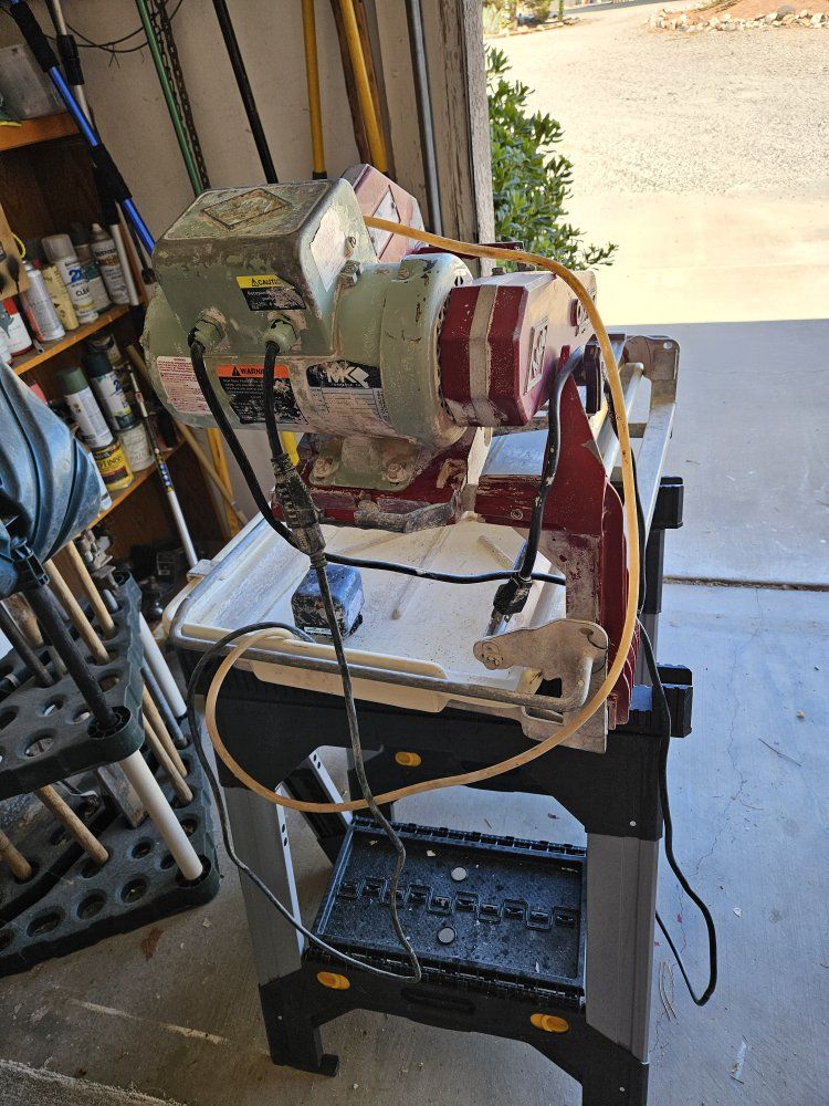 MK Tile Saw MK-101 1.5 HP 10 in Wet Tile Saw - Professional Grade