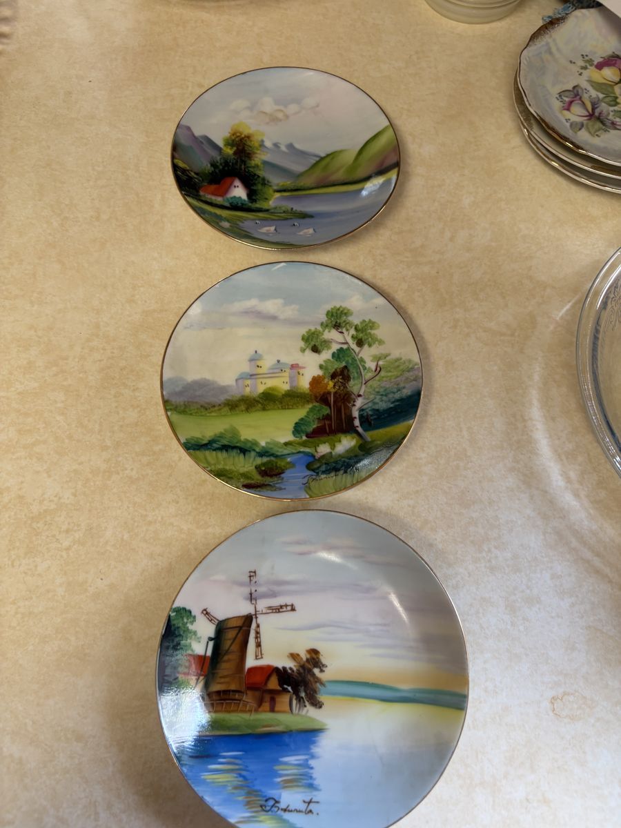 Japanese decorative plates