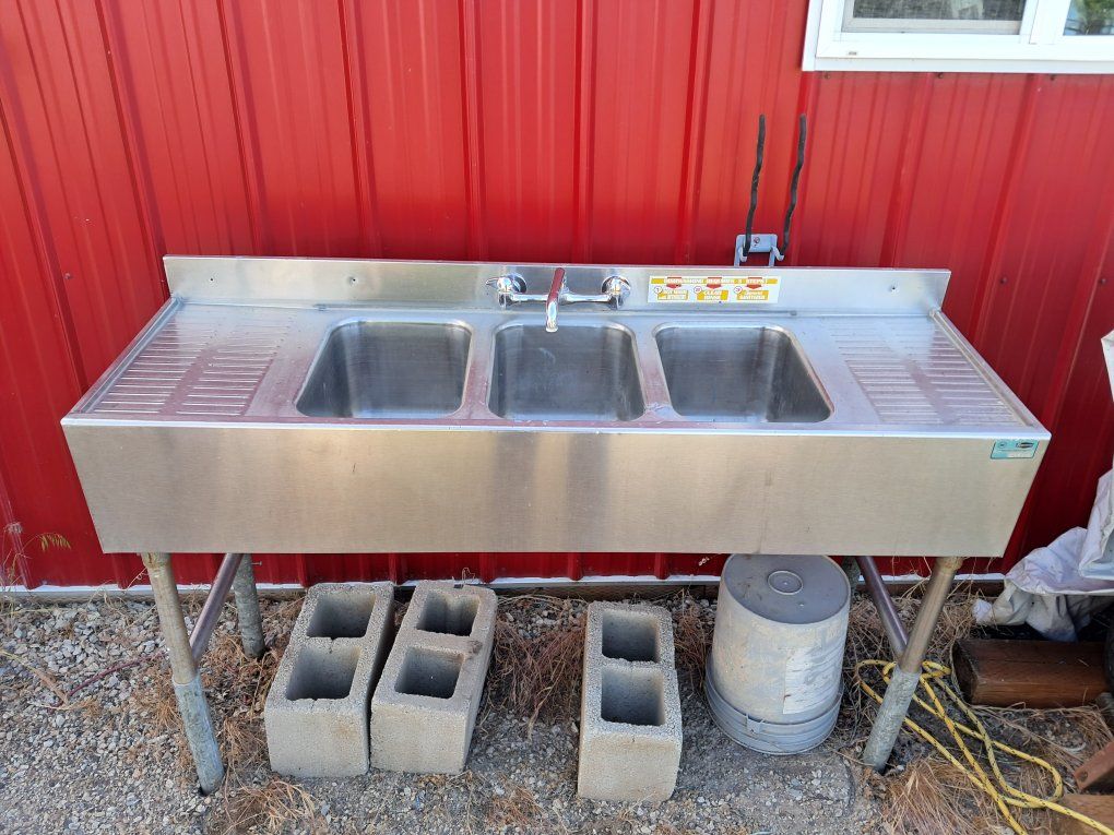 3 basin stainless commercial sink