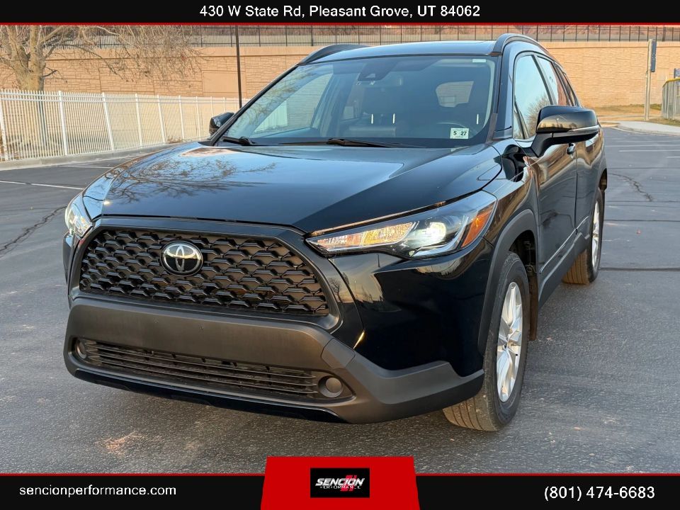 2022 Toyota Corolla Cross LE