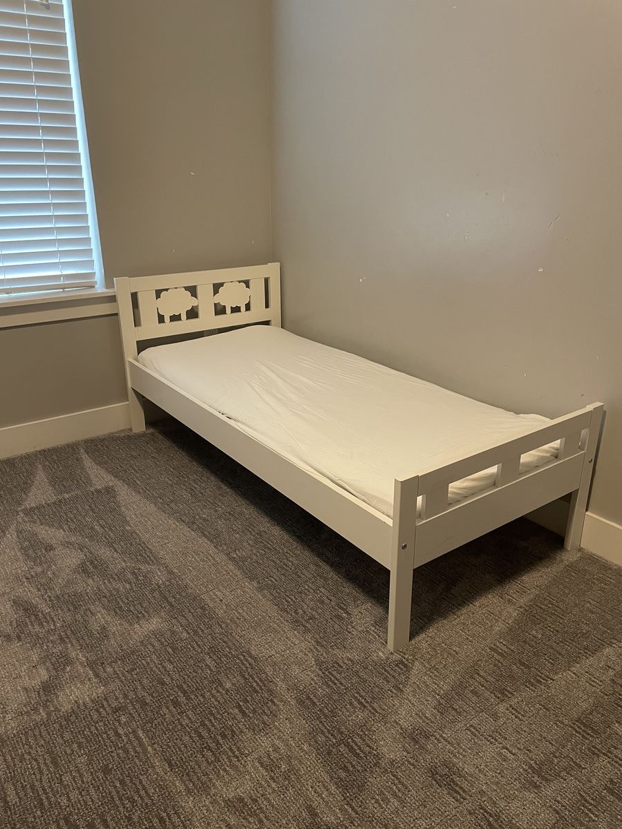 Kid's Toddler Bed