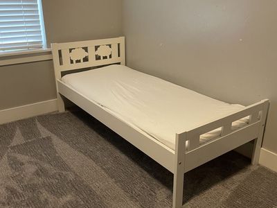 Kid's Toddler Bed