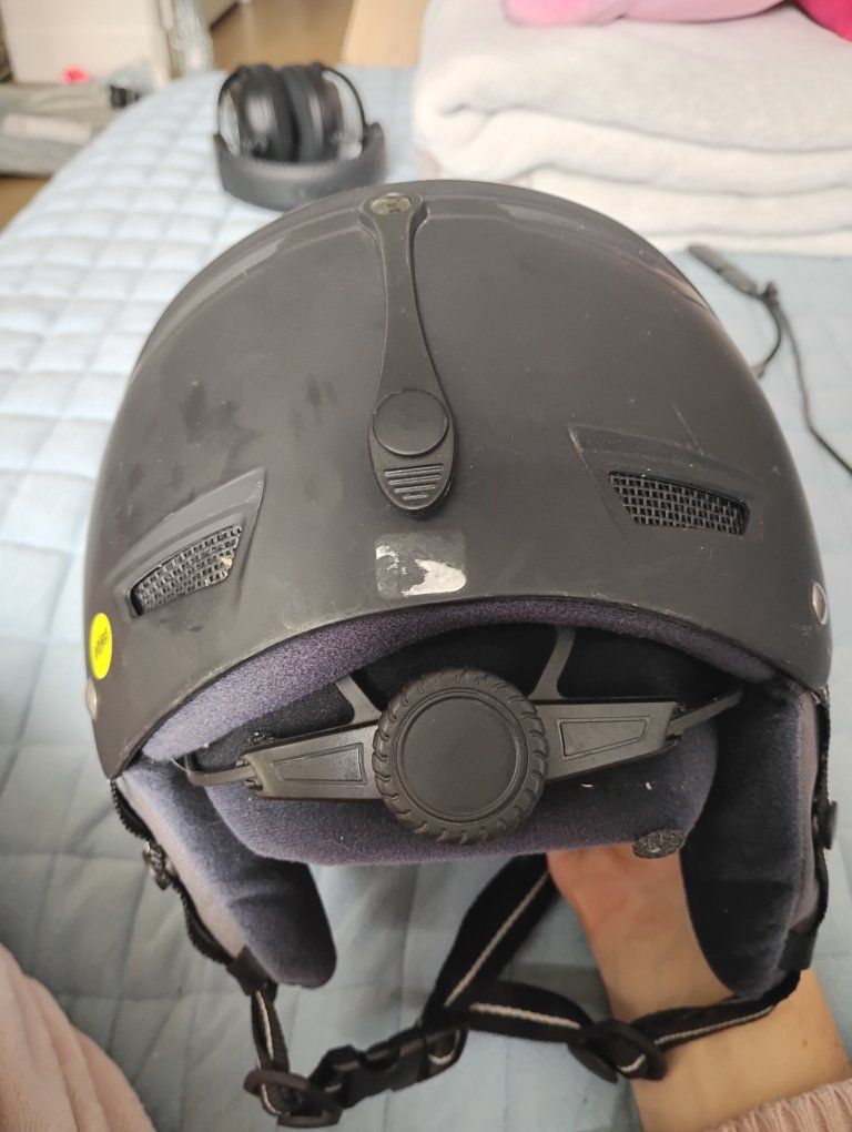 Bolle Ski and Snowboard Helmet - Black, Adjustable Fit, MIPS
