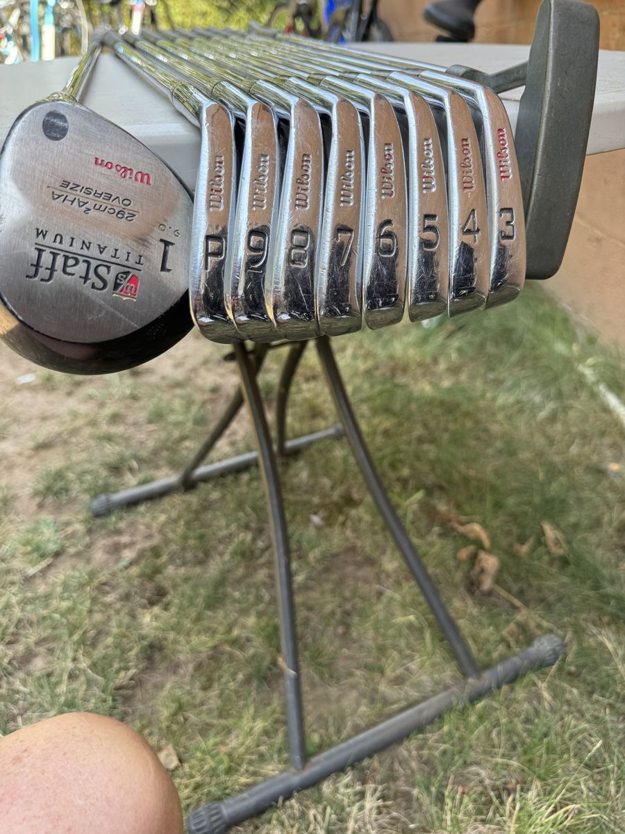 Men's Wilson Staff Golf Club Set (RH)