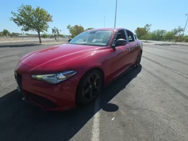 2017 Alfa Romeo Giulia Base