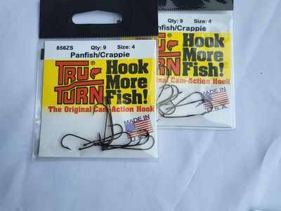 2 packs of new fish hooks