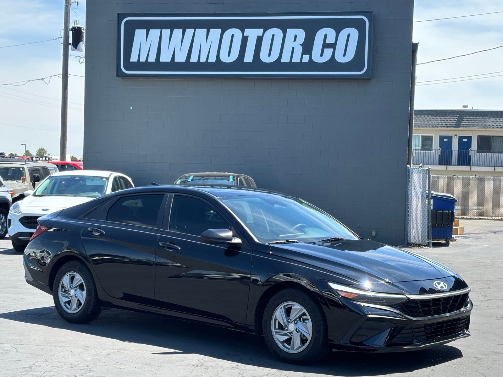 2024 Hyundai Elantra SE