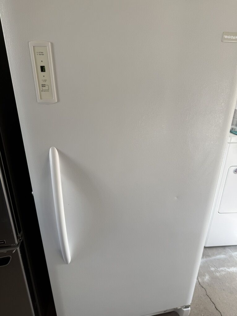 Fridgidaire Freezer