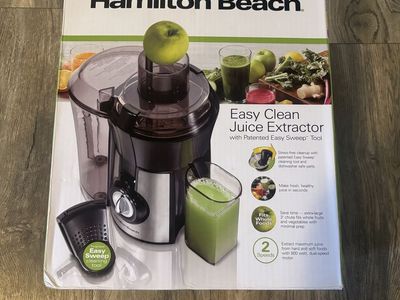 Brand New Hamilton Juice Extractor