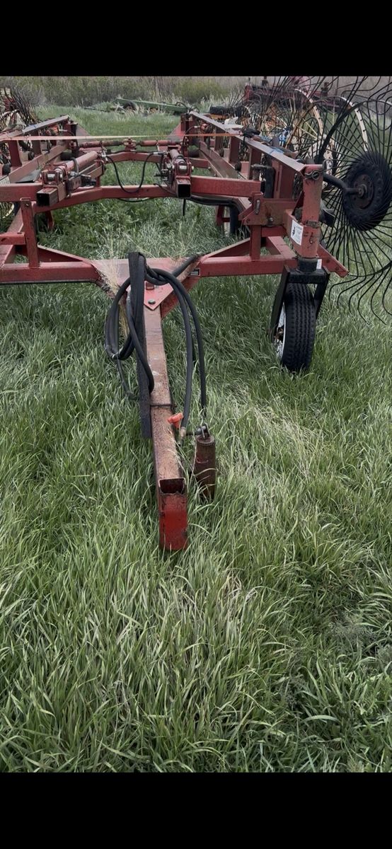 Hay rake