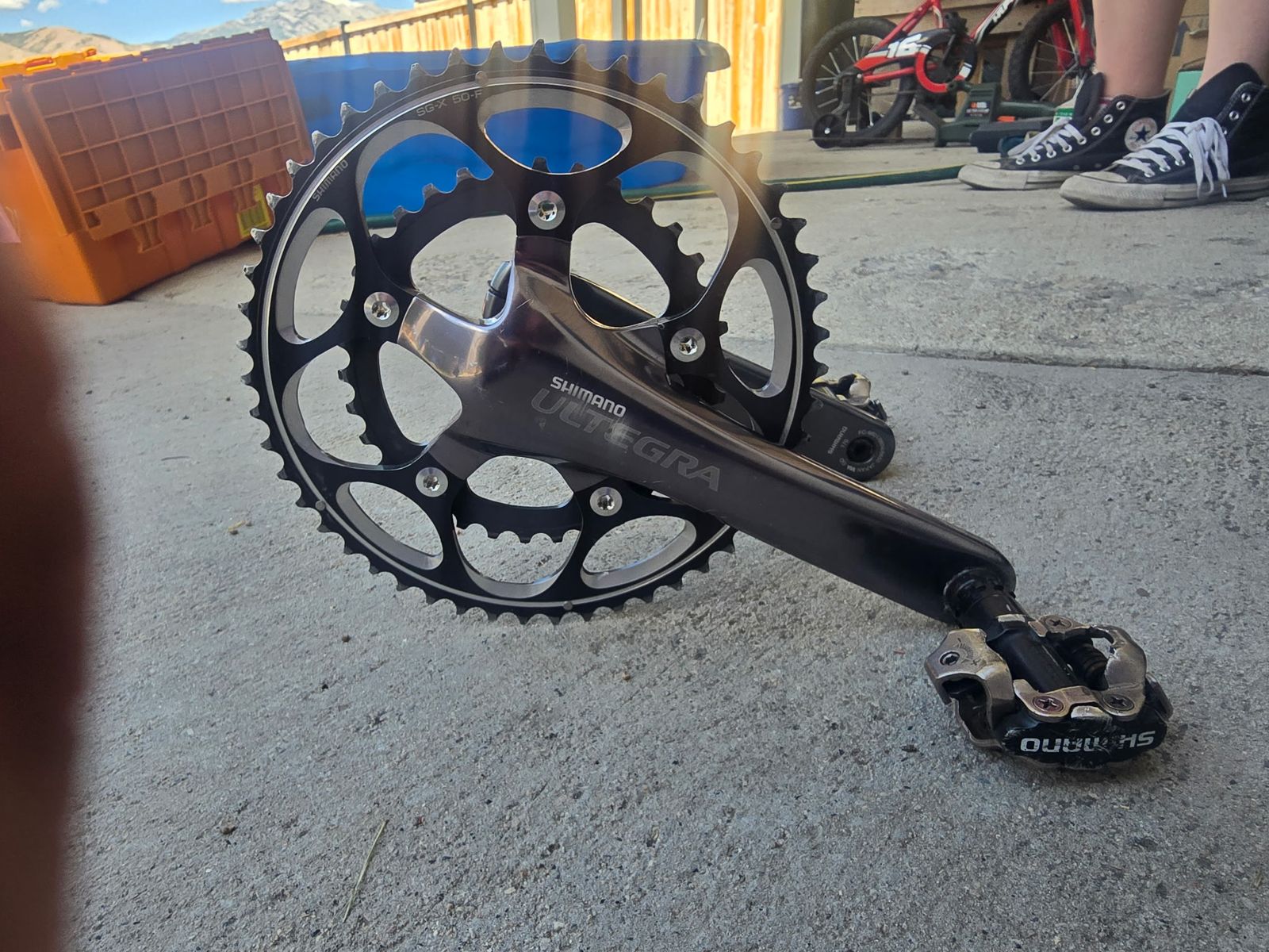 Shimano Ultegra 6750 Double Crankset 50-34T – Hollowtech II Road Bike Crank with SPD Pedals