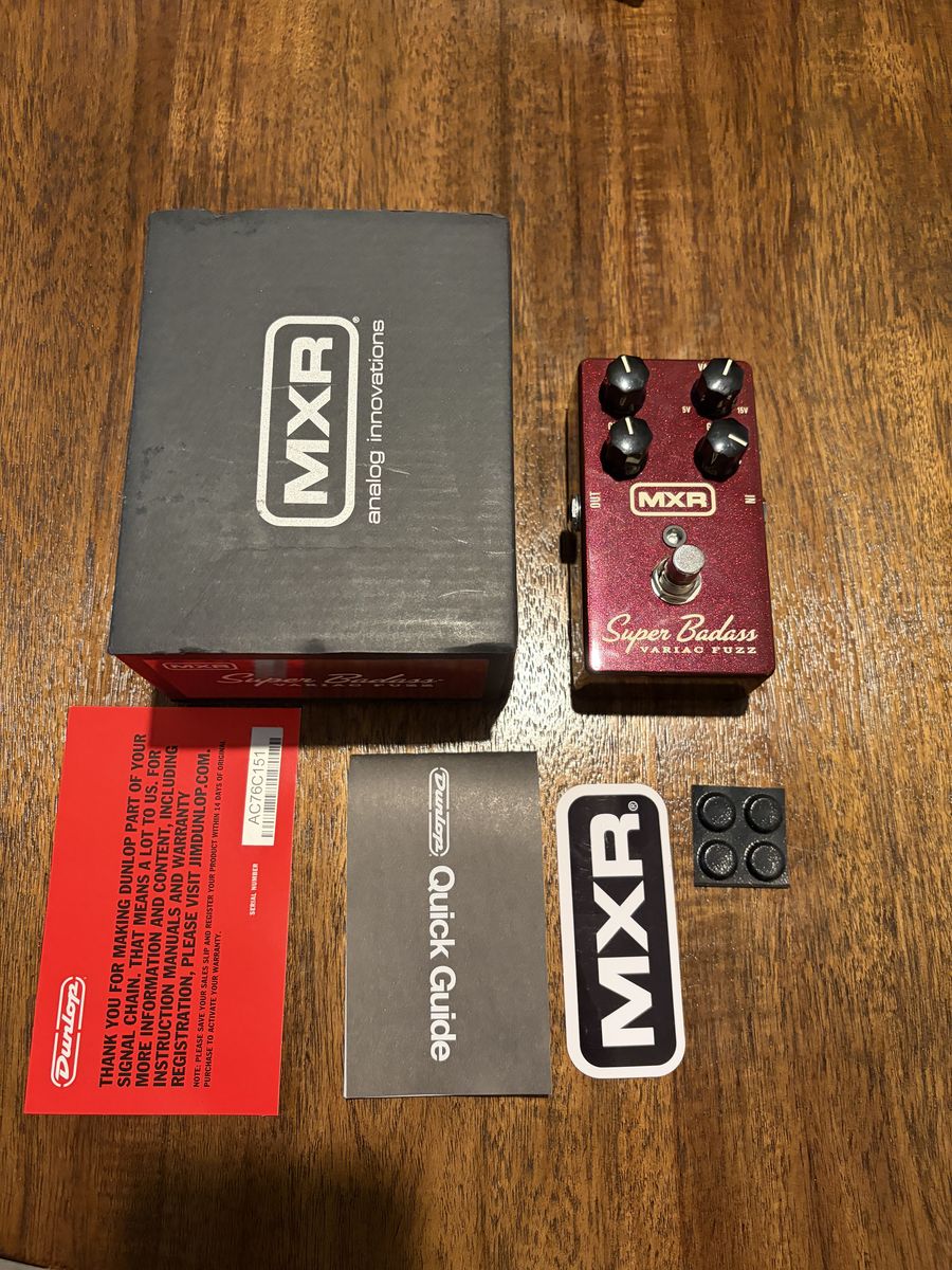 MXR Super Badass Variac Fuzz