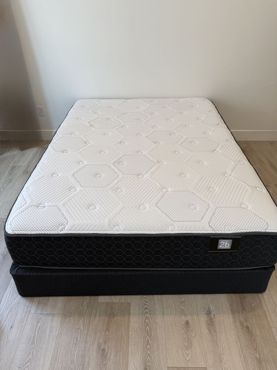 Queen Mattress & Box Spring