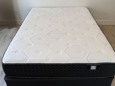 Queen Mattress & Box Spring