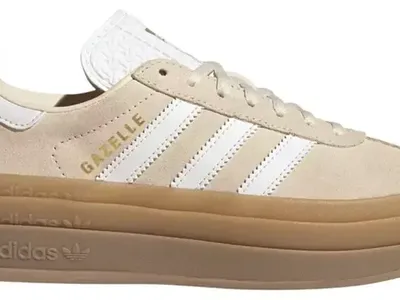 Women's size 7.5 Juniors size 6 Adidas Gazelle Bold Shoes