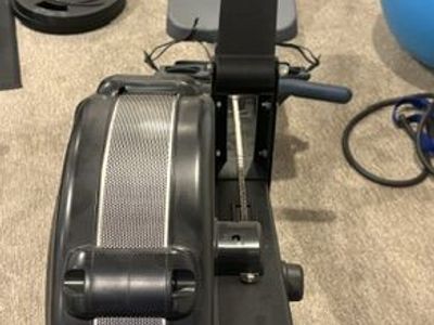 Concept2 RowErg with PM5 Monitor – Only 91.8 Lifetime Miles – Like New