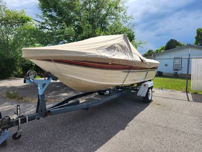 1988 Sylvan Offshore 21' – Mercury 3.0L