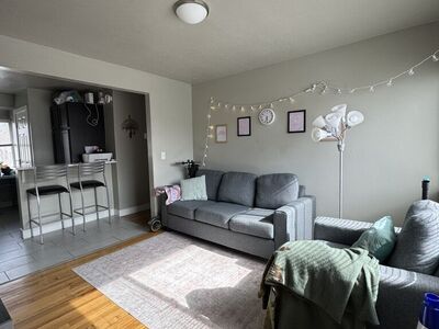 Student Private Room For Rent May-July