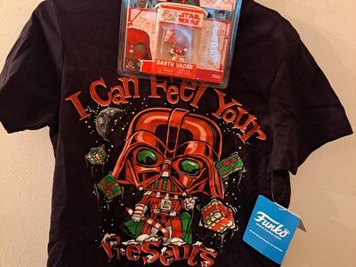 New kids Star Wars Funko shirt with figure