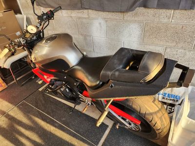 2003 Yamaha YZF R6 - Stunt Bike