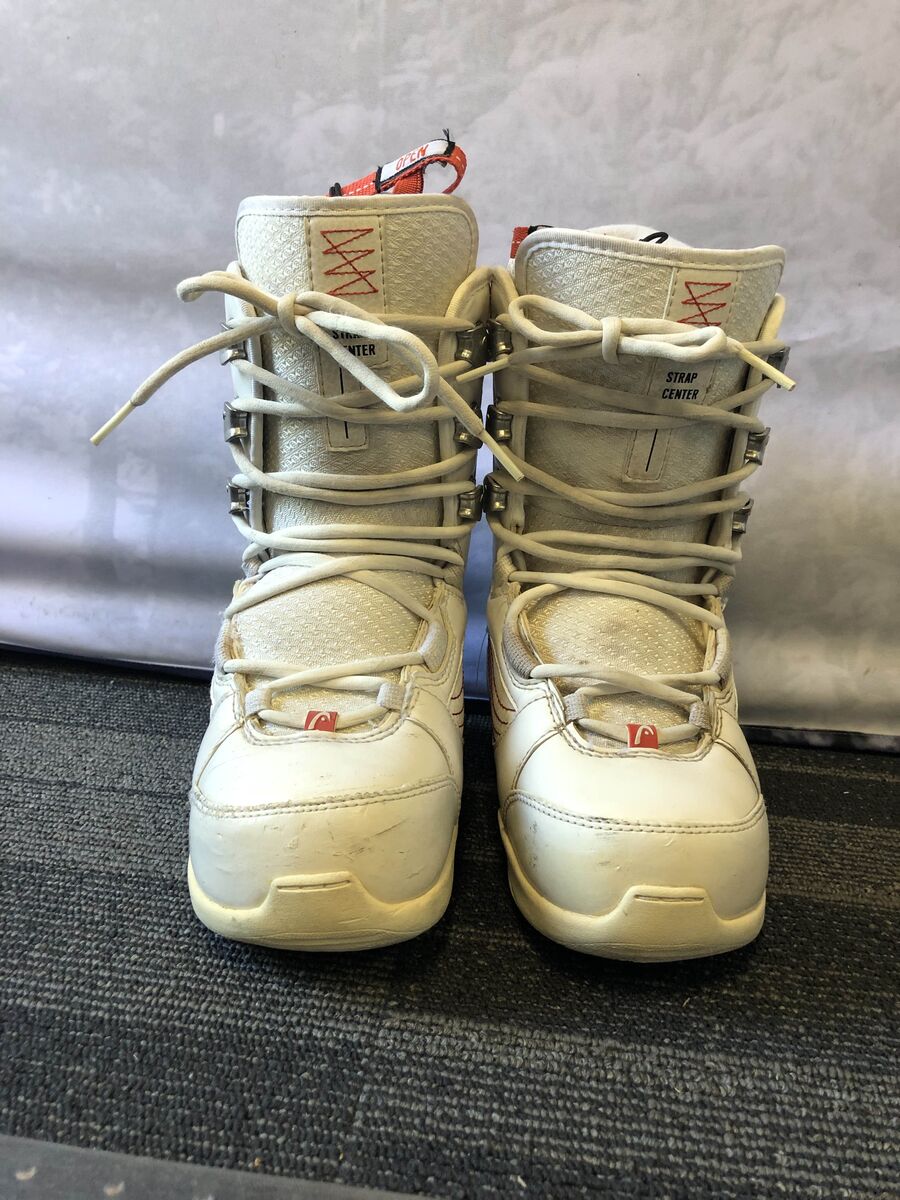 Used Head Zora Lace Snowboard Boot 23.0