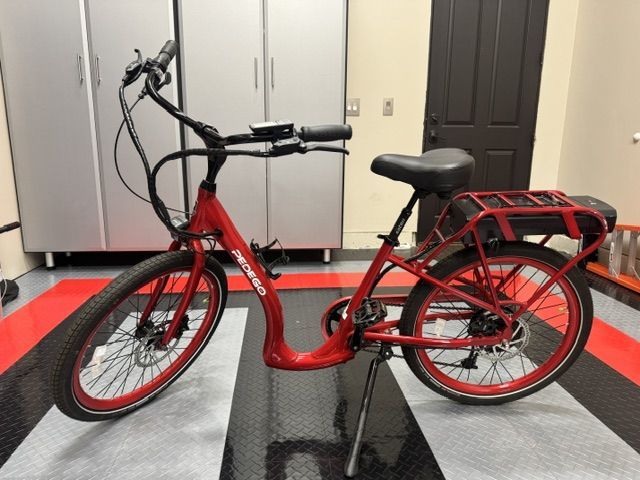 Pedego Boomerang Step through e-Bike