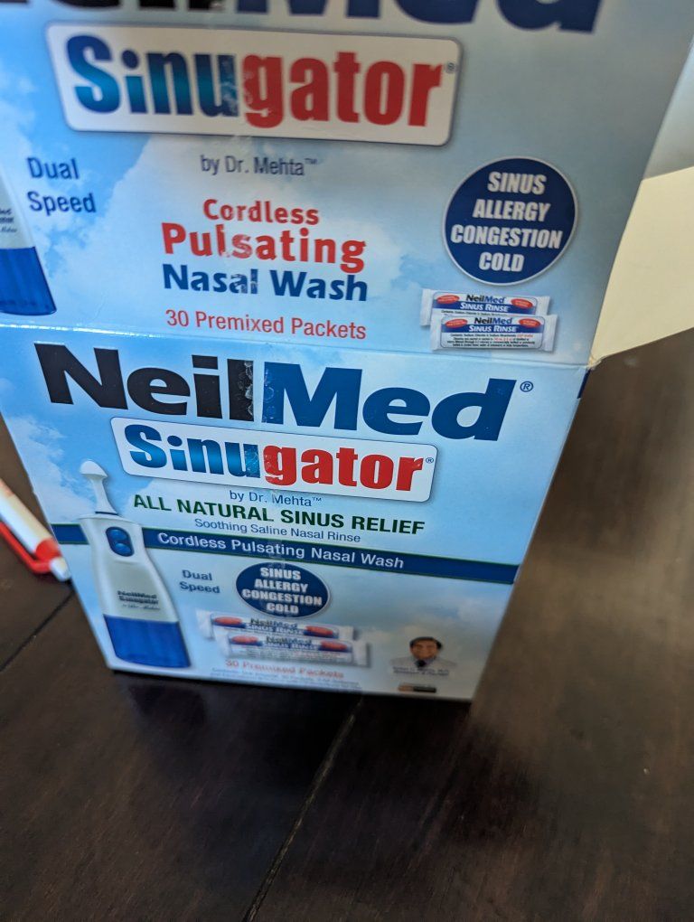 NeilMed Sinugator Cordless Pulsating Nasal Wash - Sinus Relief, Allergy, Congestion, Cold - 30 Packets
