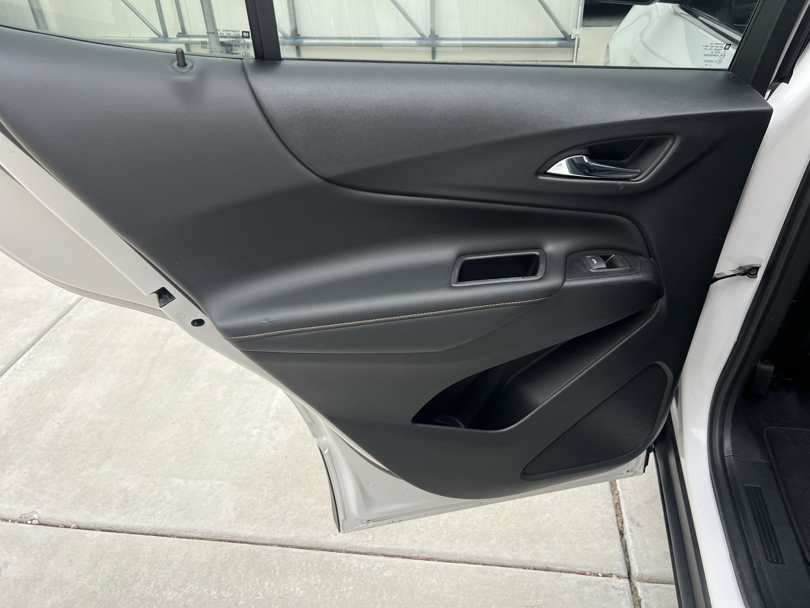 Main image 38