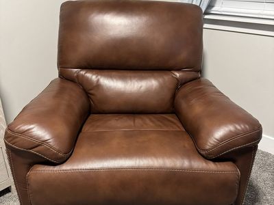 RC Willey Brown Leather Recliner