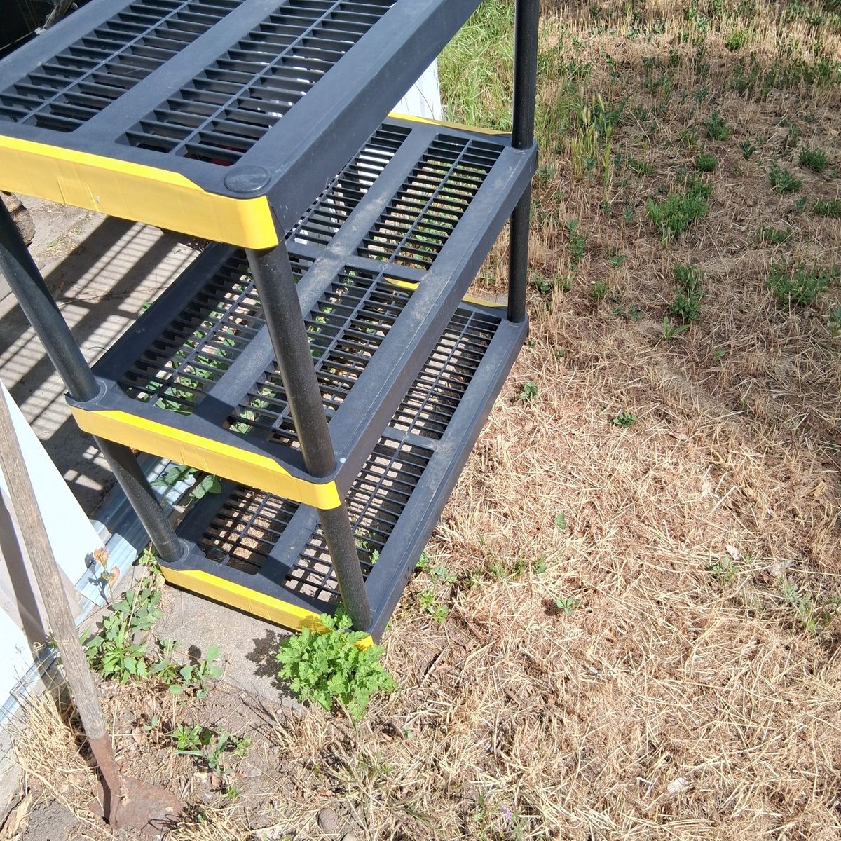 Garden shelf