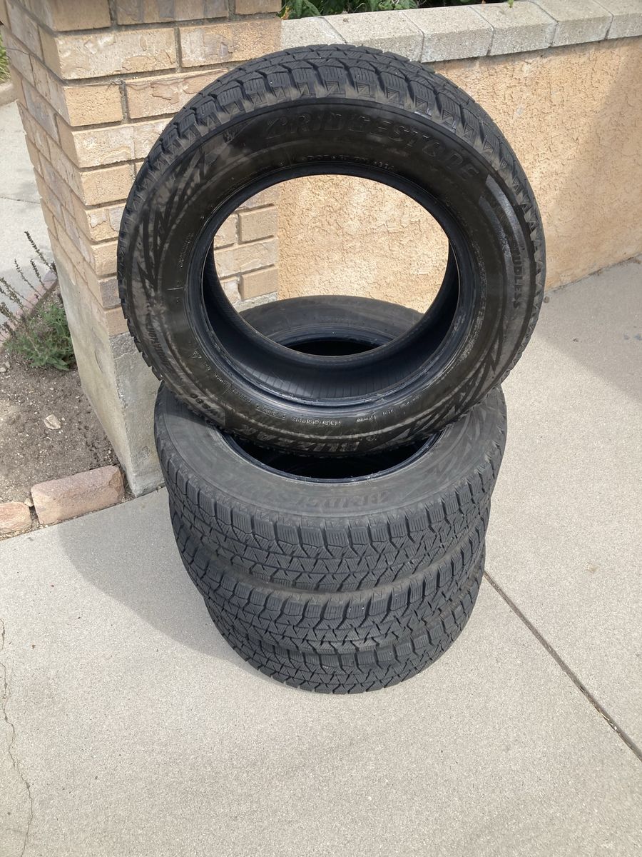 Bridgestone Blizzak 195/65/R15 Tires